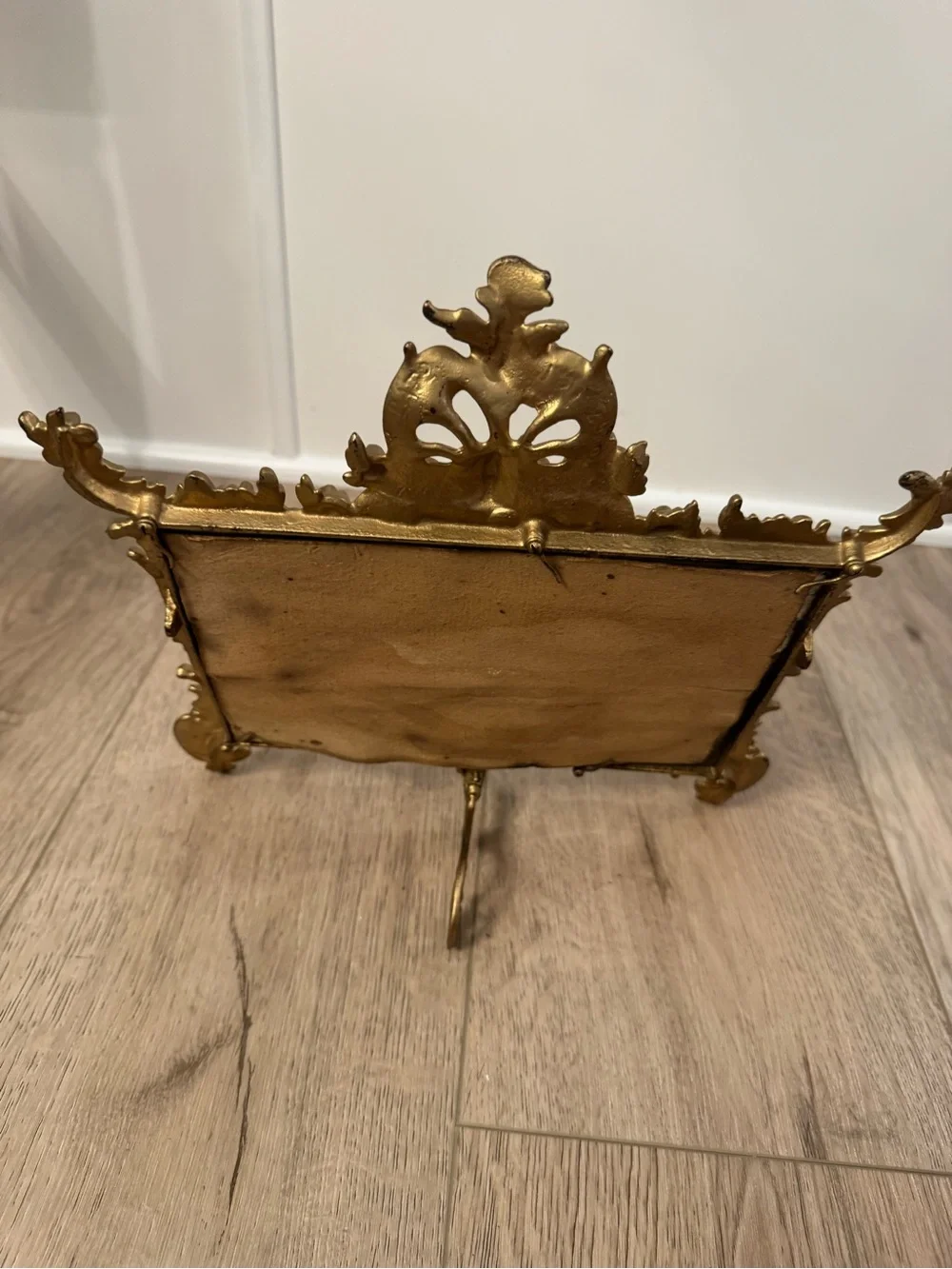 ANTIQUE GILDED BRONZE ORNATE FRAME